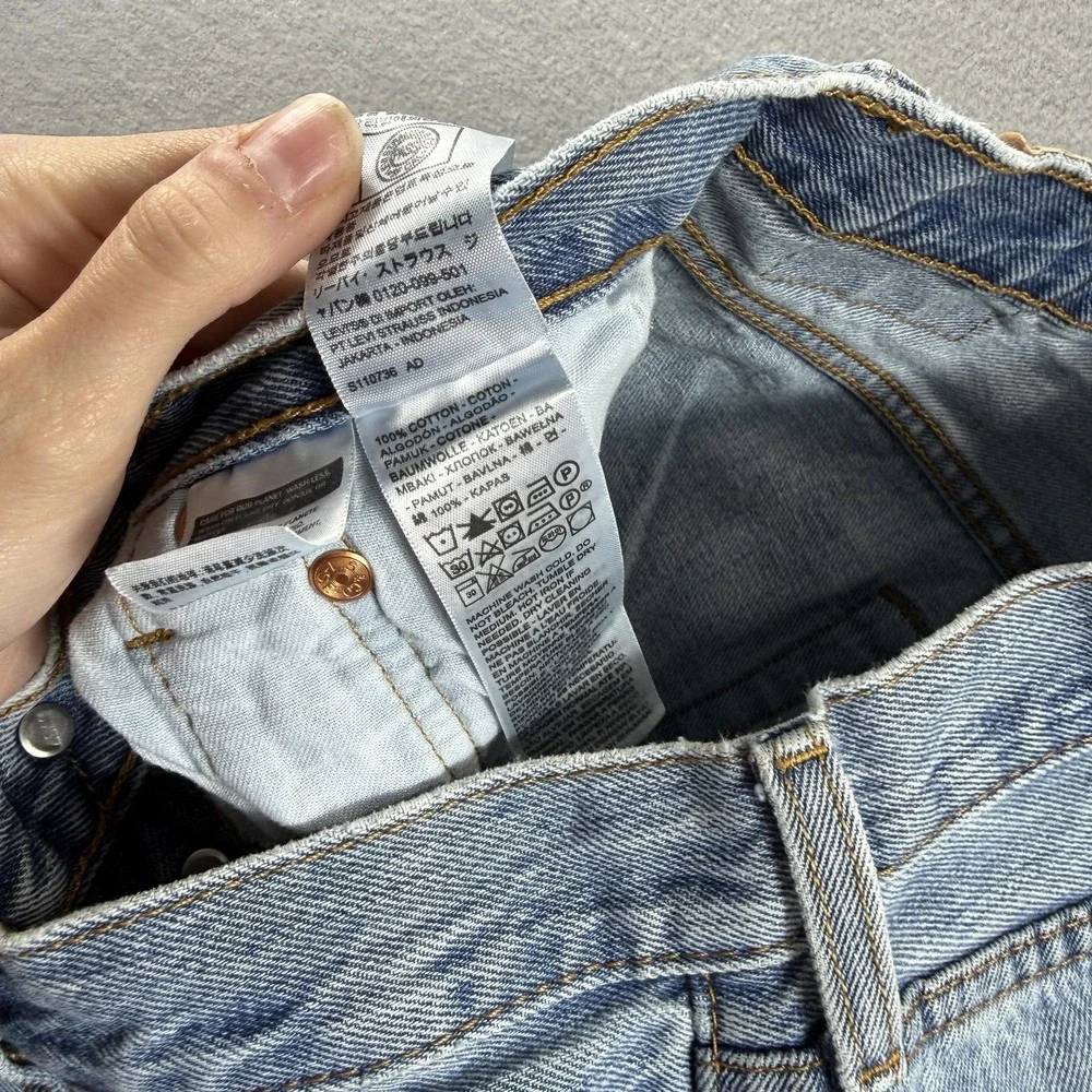 Levis 501 Jeans Mens 29x32 (Fit 29x30) Light Wash Straight Denim Button Fly